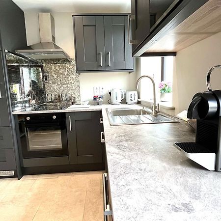 Tigh Fitz Apartments - Inis Mor, Aran Island מראה חיצוני תמונה