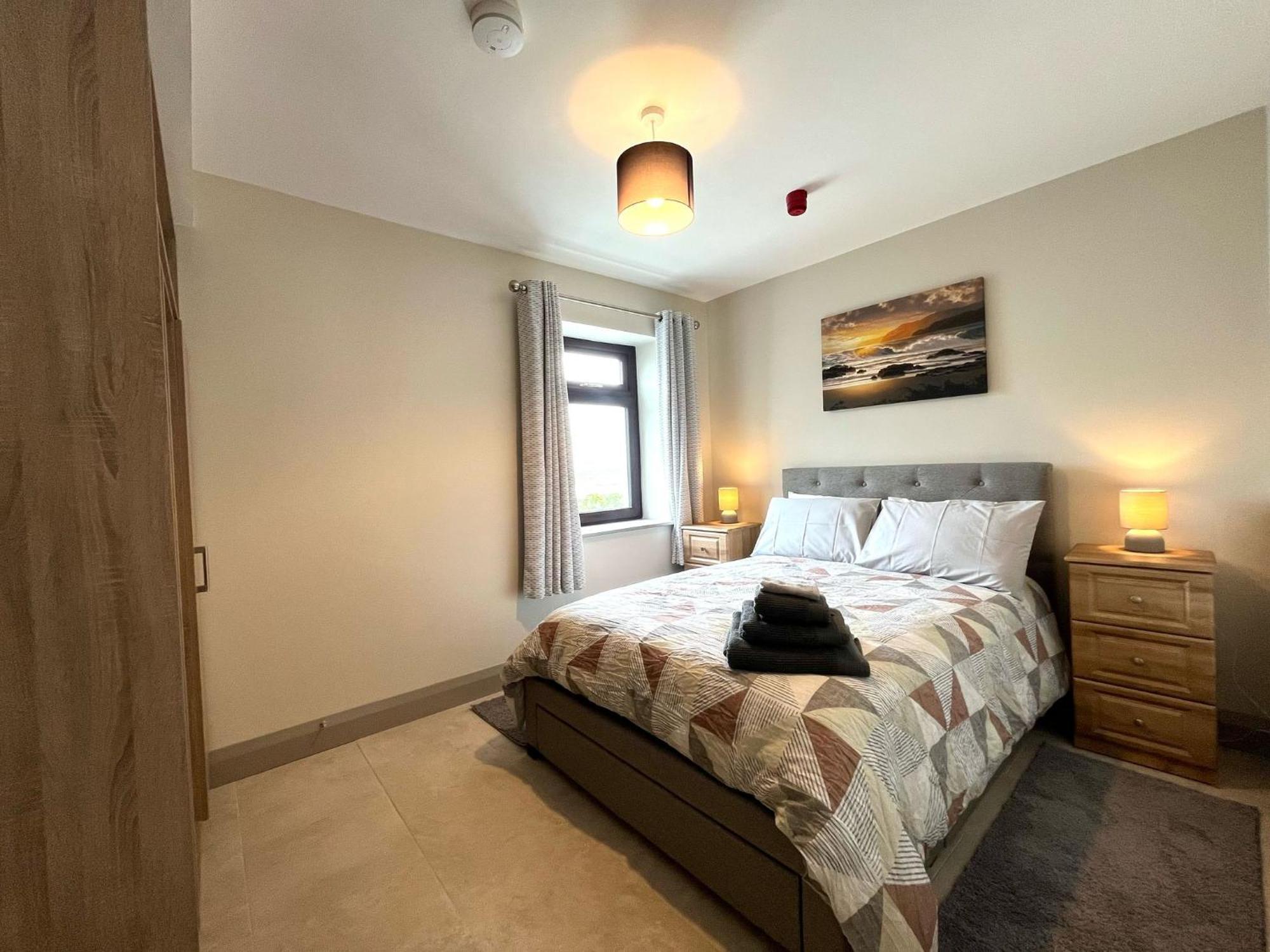 Tigh Fitz Apartments - Inis Mor, Aran Island מראה חיצוני תמונה