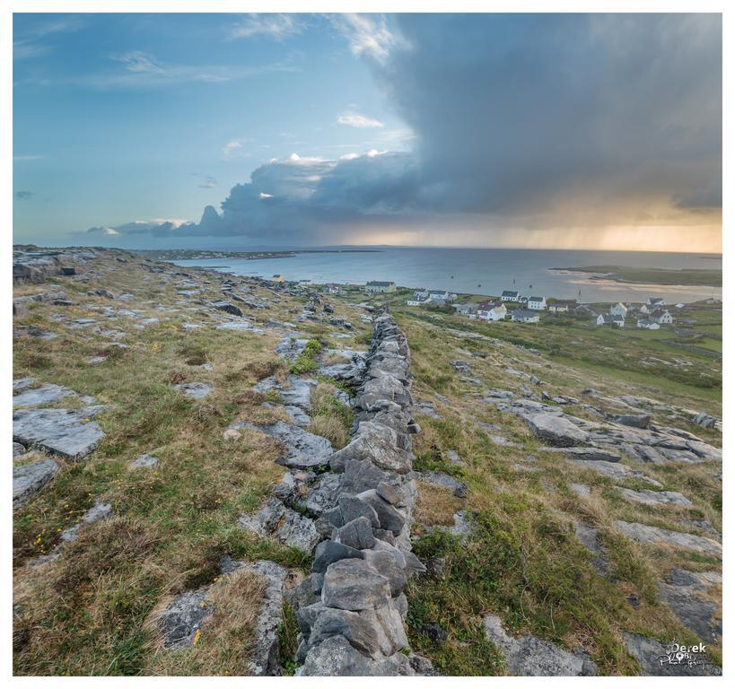 Tigh Fitz Apartments - Inis Mor, Aran Island מראה חיצוני תמונה